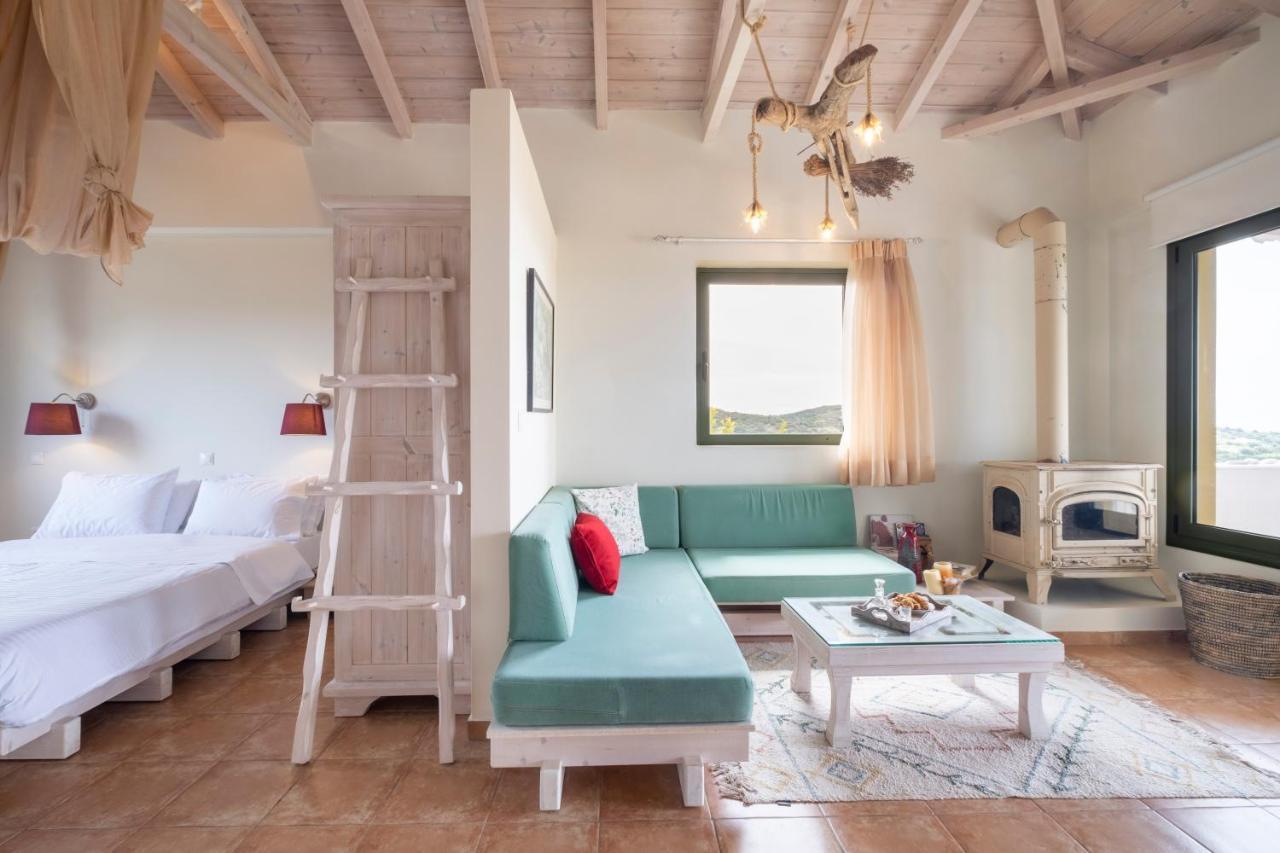 Chamaloni Cottages フィニクーダ エクステリア 写真