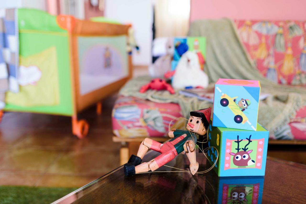 Chamaloni Cottages フィニクーダ エクステリア 写真